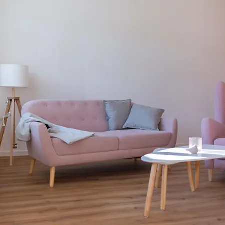 Neu Rhoener Auszeit Dietershausen Apartmán *