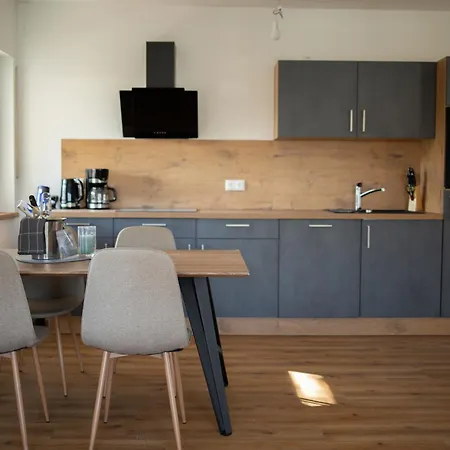 Neu Rhoener Auszeit Dietershausen * Kuenzell